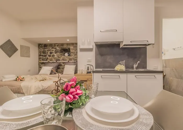 Casa Camelia 아파트