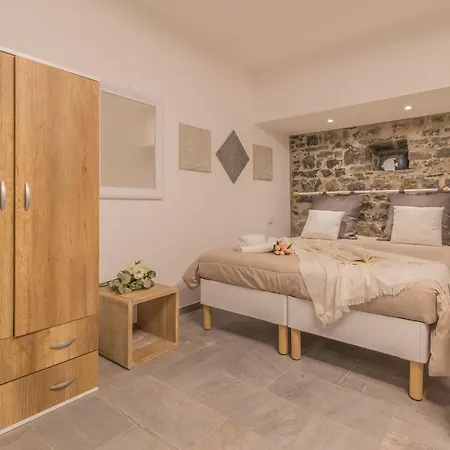 Apartment Casa Camelia Varenna