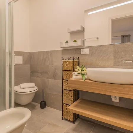 דירה Casa Camelia ורנה